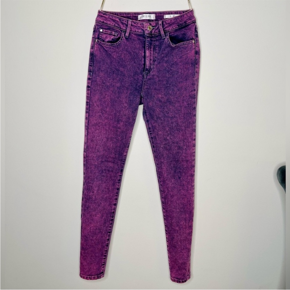Guess 1981 Skinny High Rise Jeans - Size 26 US
- Purple Wash - Perfect Condition - Picture 2 of 10